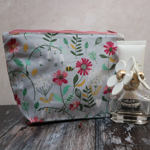 Floral Bee Make Up Bag