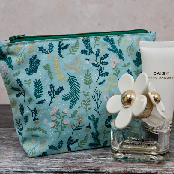 Winter Acorns Make Up Bag